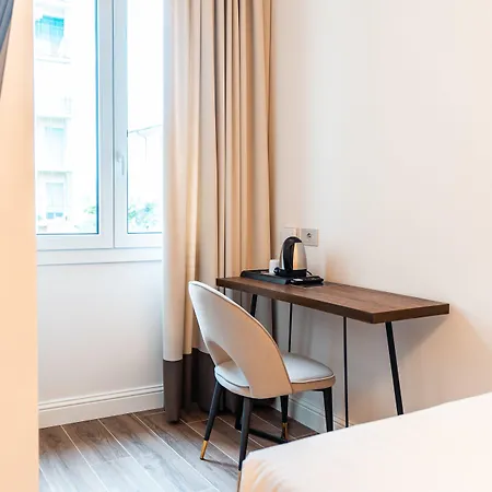 Del Conte מלון לבנו