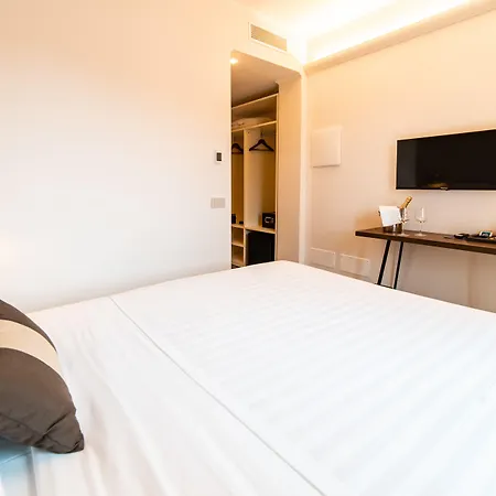 Del Conte Hotel 3*